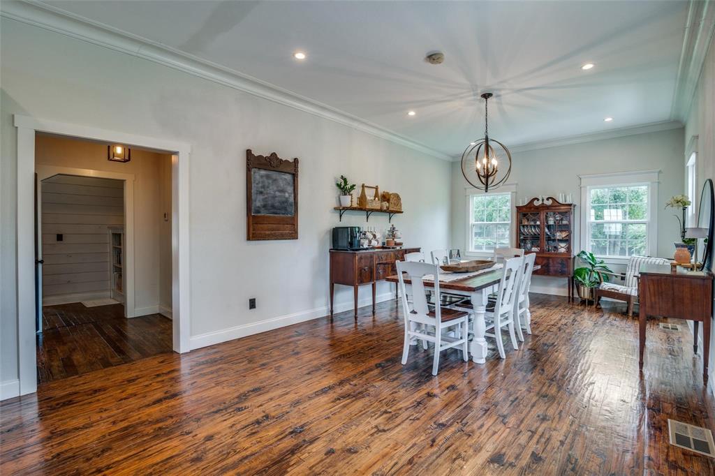 A M Moore - Residential