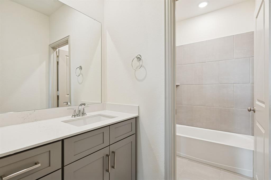 Venetian - Residential