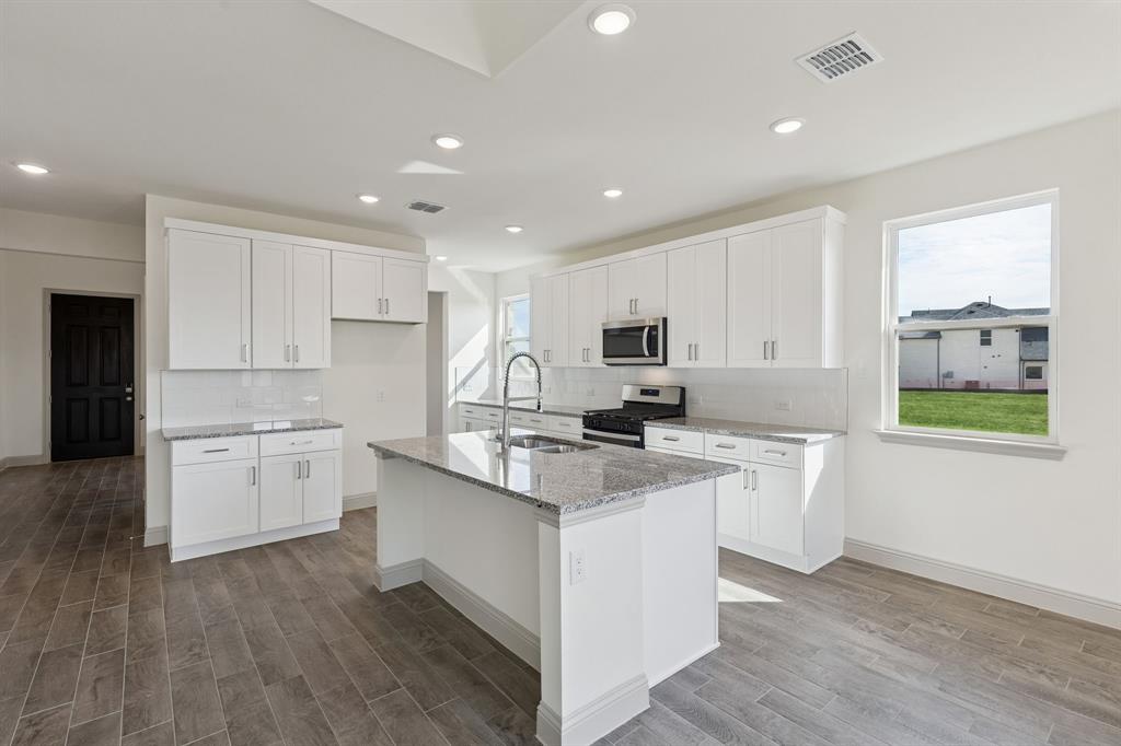 Venetian - Residential