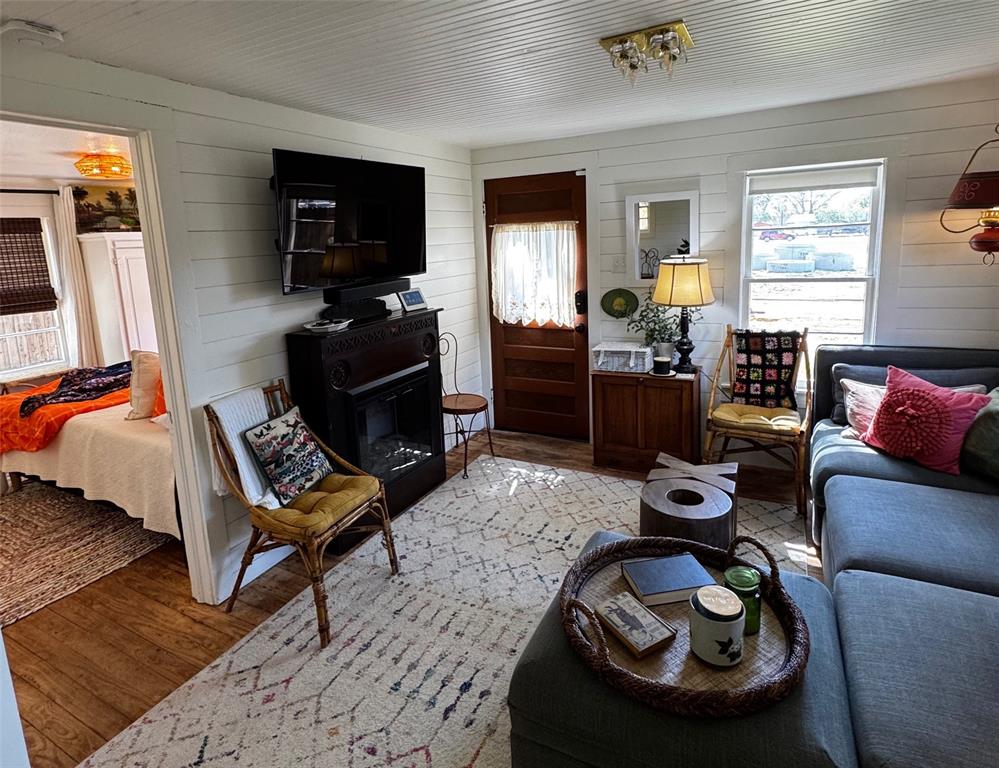 Morris - Residential