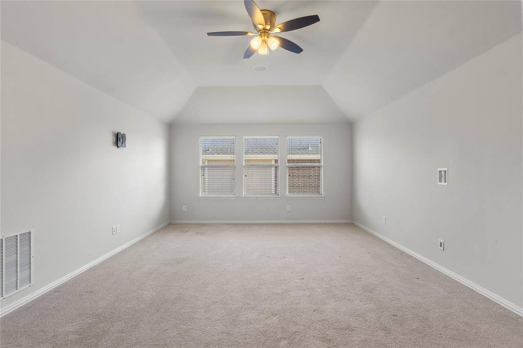 Woodbridge Ph 12 - Residential