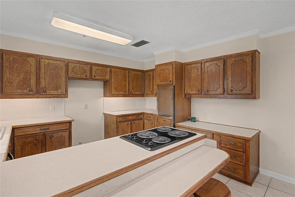 LAKE TERRACE - Residential