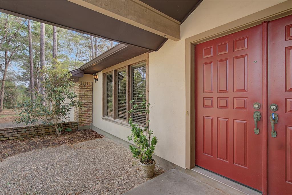 LAKE TERRACE - Residential