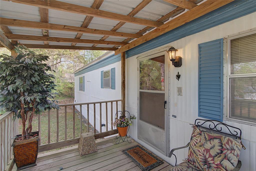 LAKE TERRACE - Residential