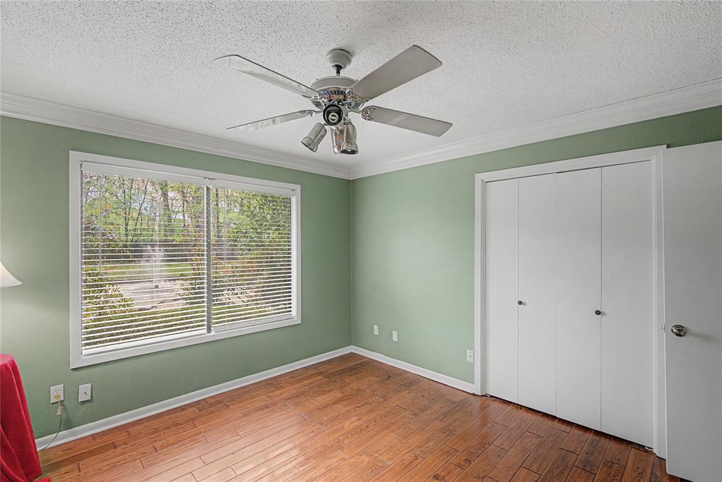 LAKE TERRACE - Residential