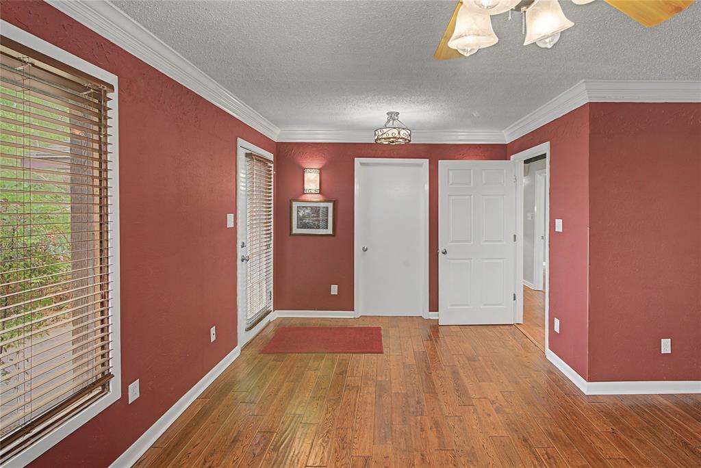 LAKE TERRACE - Residential