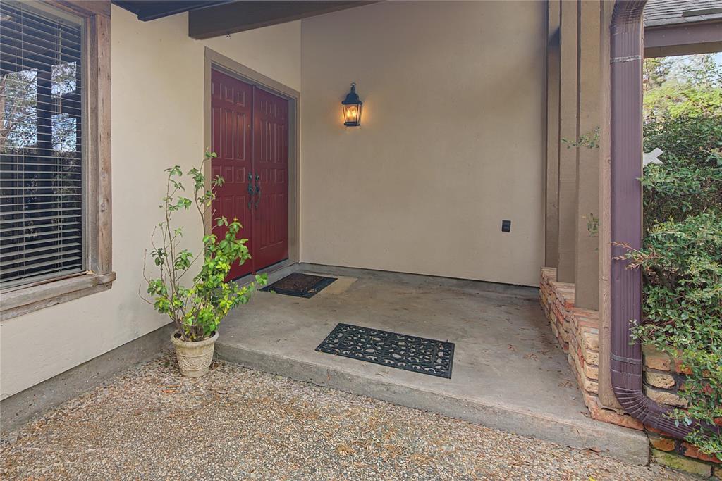 LAKE TERRACE - Residential