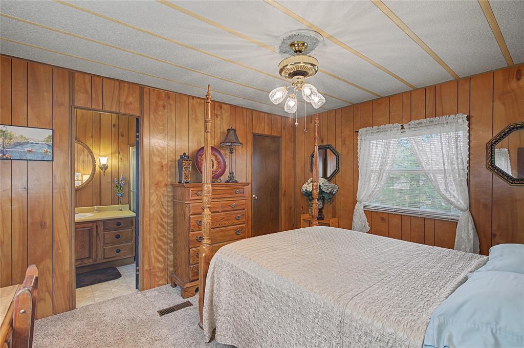 LAKE TERRACE - Residential