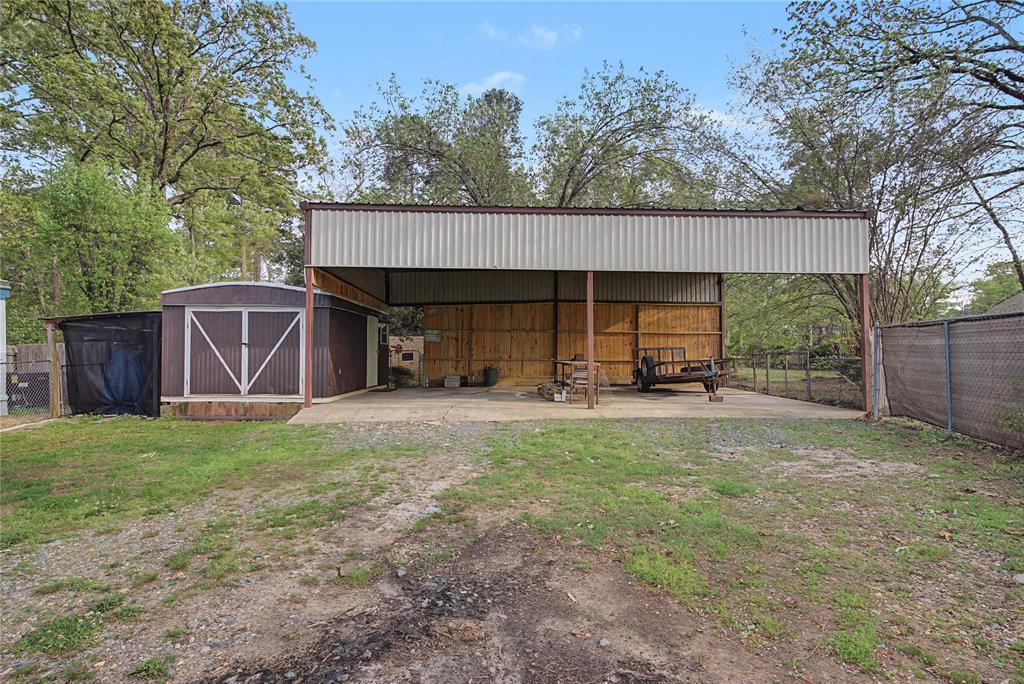 LAKE TERRACE - Residential