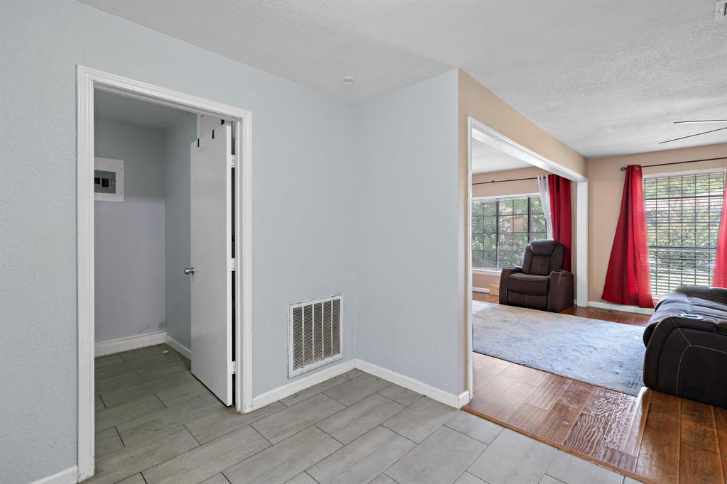 Bishop College Heights - Residential Lease