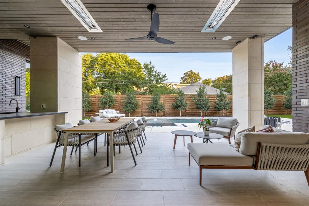 Les Jardines Add - Residential