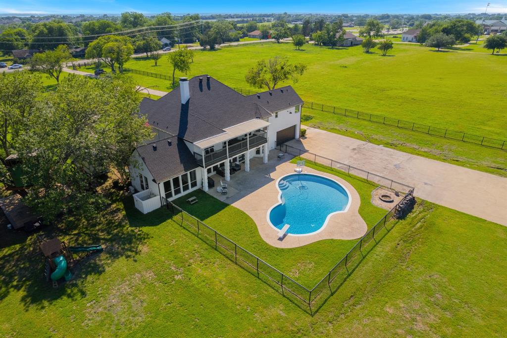 2440 N FM 740