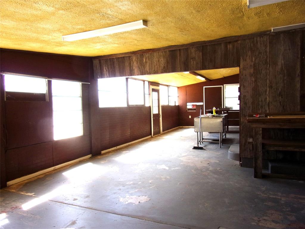 none - Commercial Sale