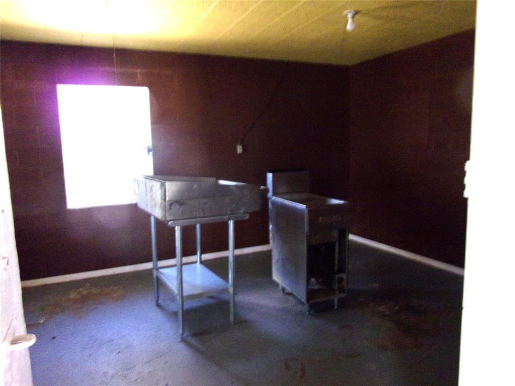 none - Commercial Sale