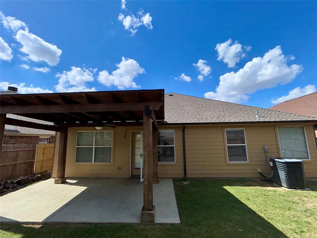 Everman Park South Add - Residential Lease