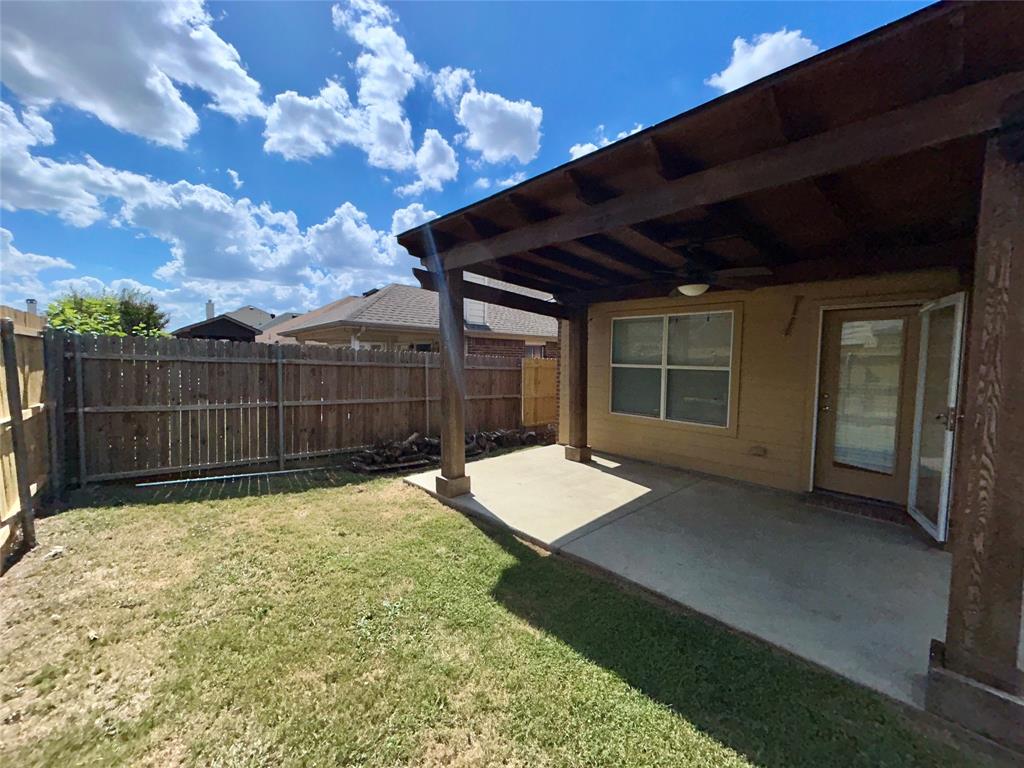 Everman Park South Add - Residential Lease