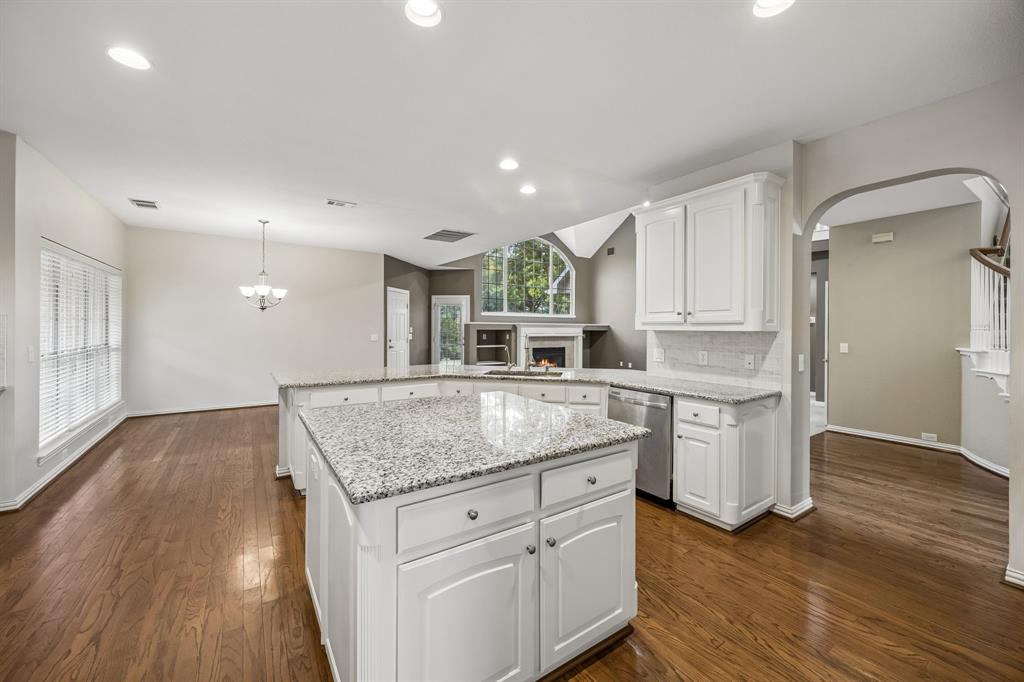 122 Woodland Cove
