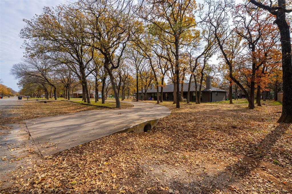 1908 Thousand Oaks Drive