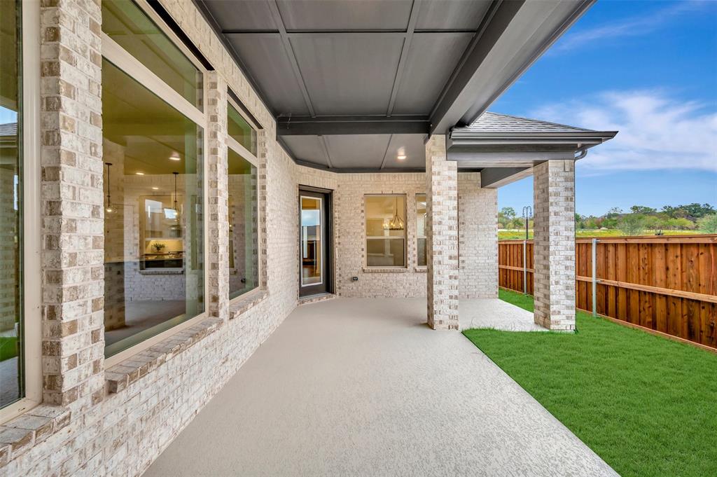 2090 Spotted Fawn Drive
