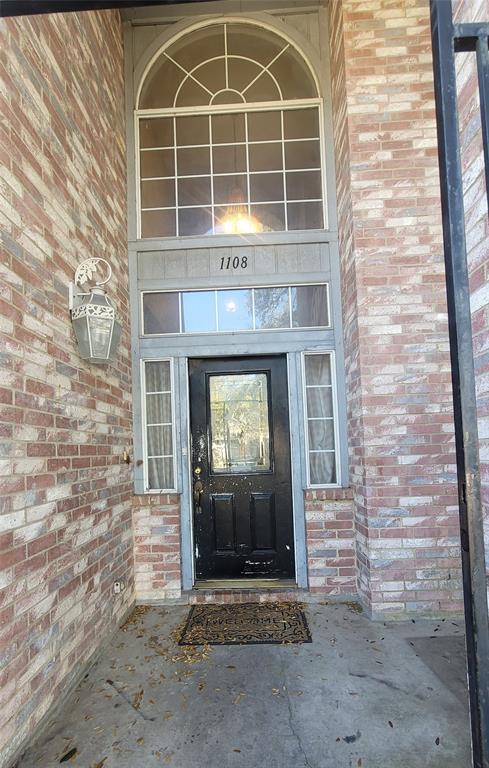 1108 Kensington Drive