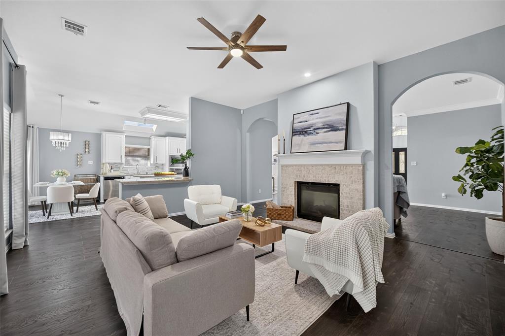 1102 Hartman Court