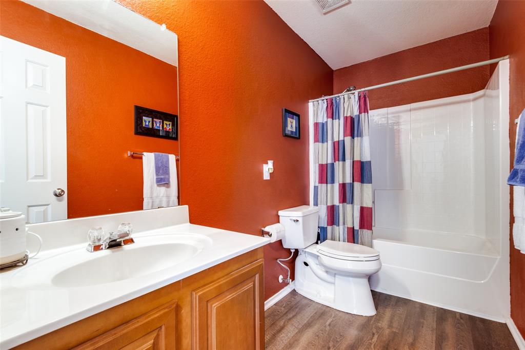 Woodlake - Residential Lease