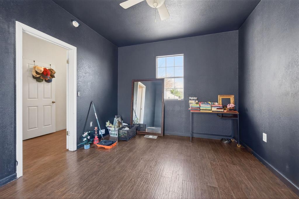 Home Gardens - Residential