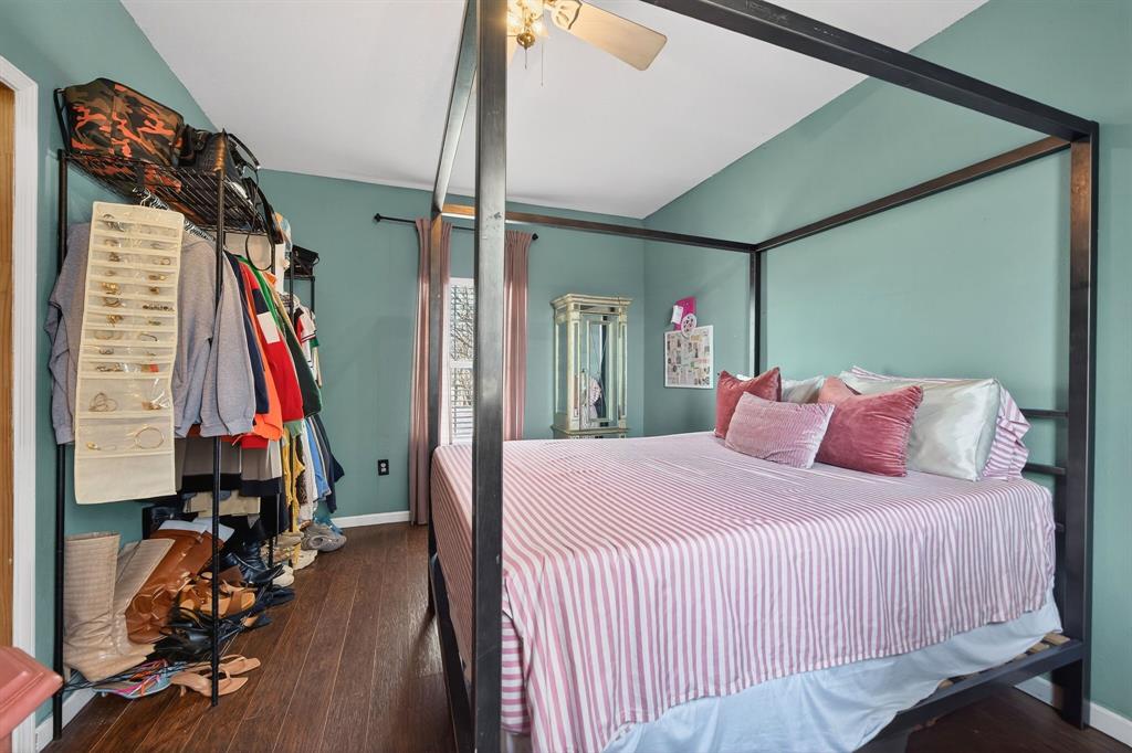 Home Gardens - Residential