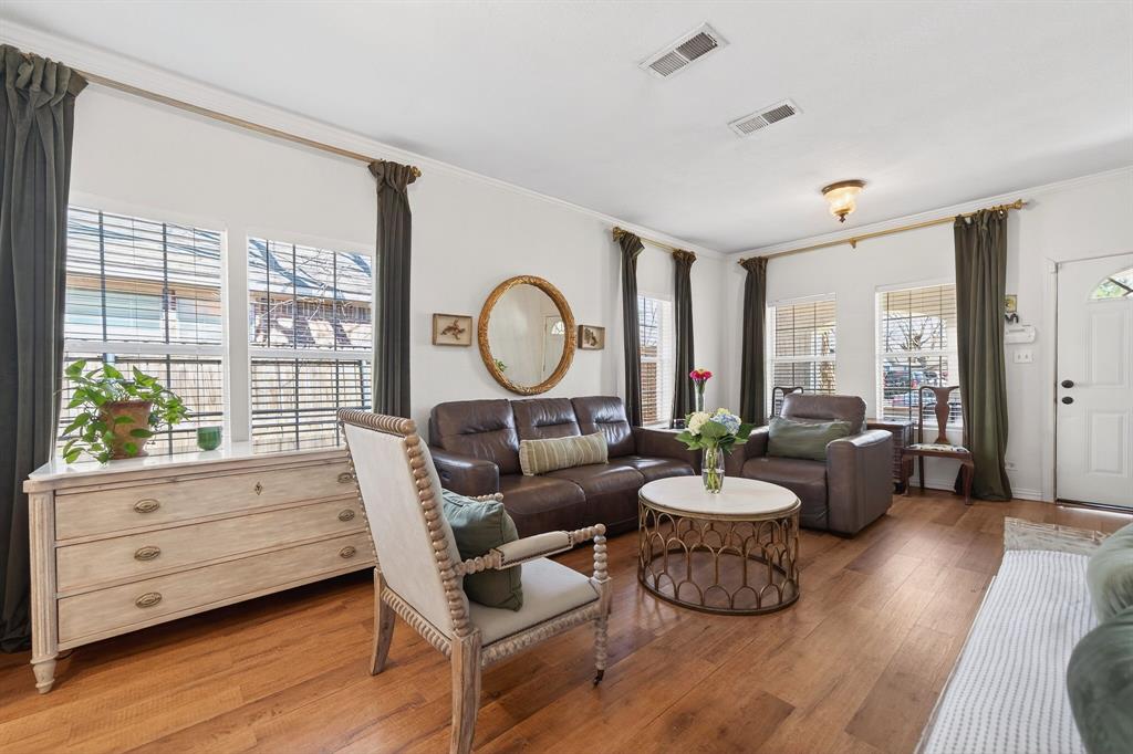 Home Gardens - Residential