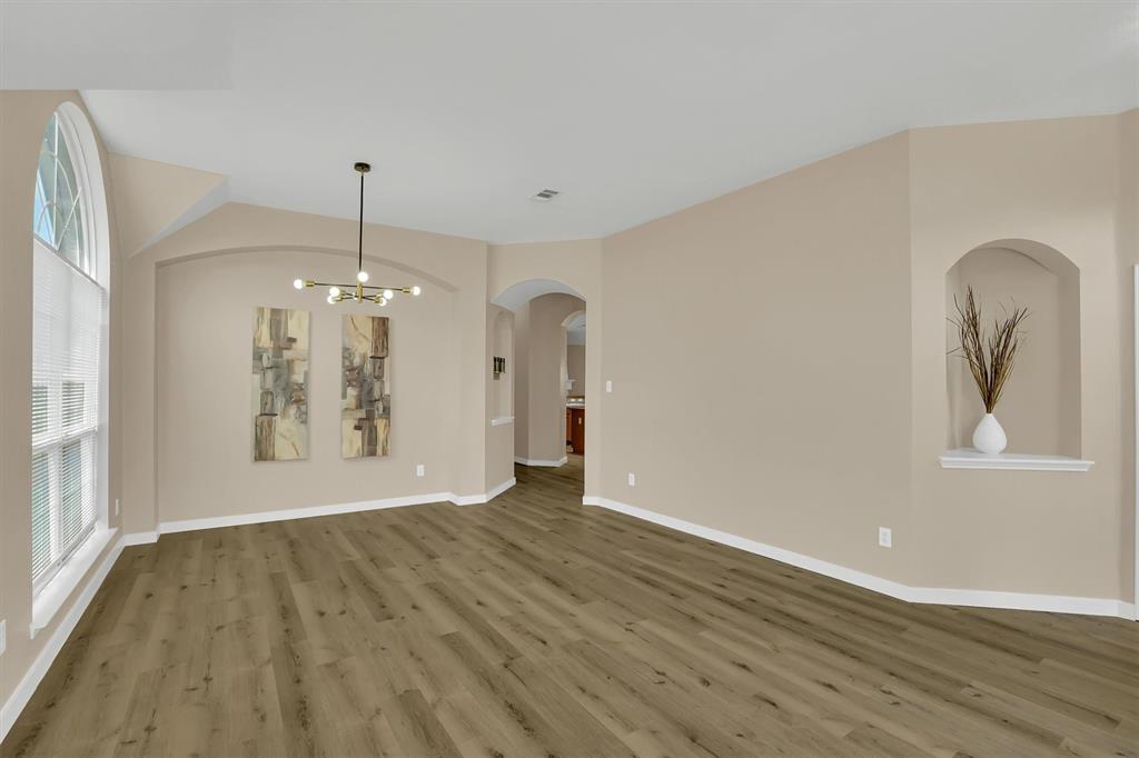 4620 Pine Ridge Lane