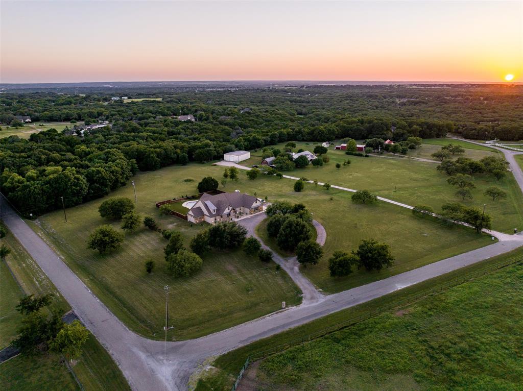 500 W Woodcreek Court