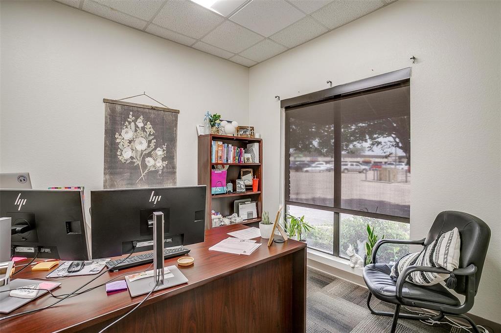 Crestmoor Park - Commercial Sale