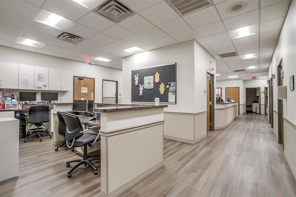 Crestmoor Park - Commercial Sale