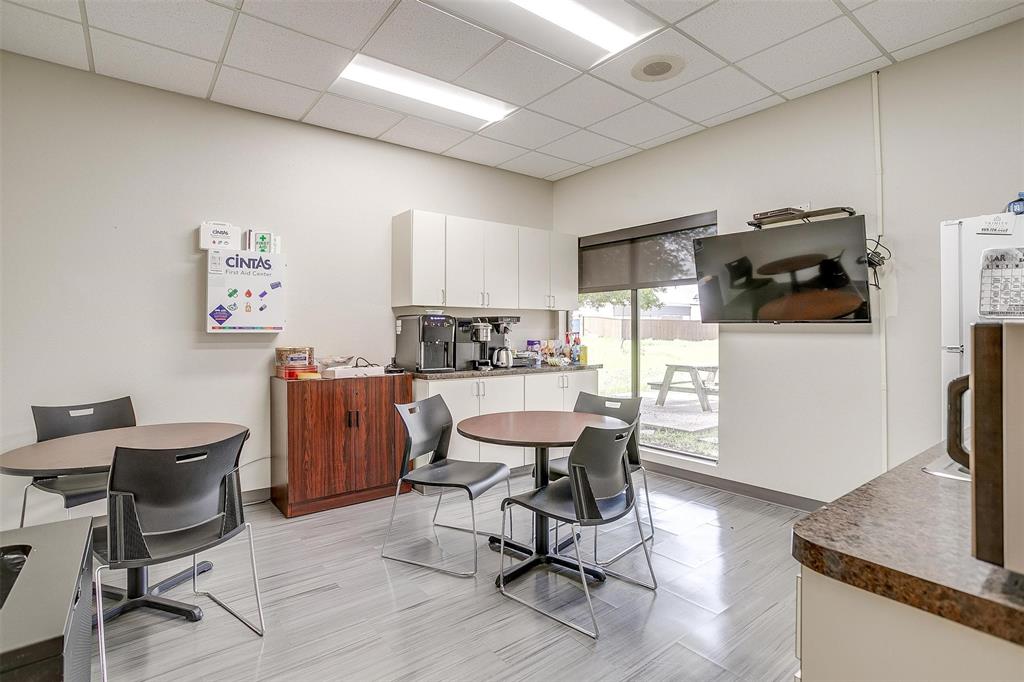 Crestmoor Park - Commercial Sale