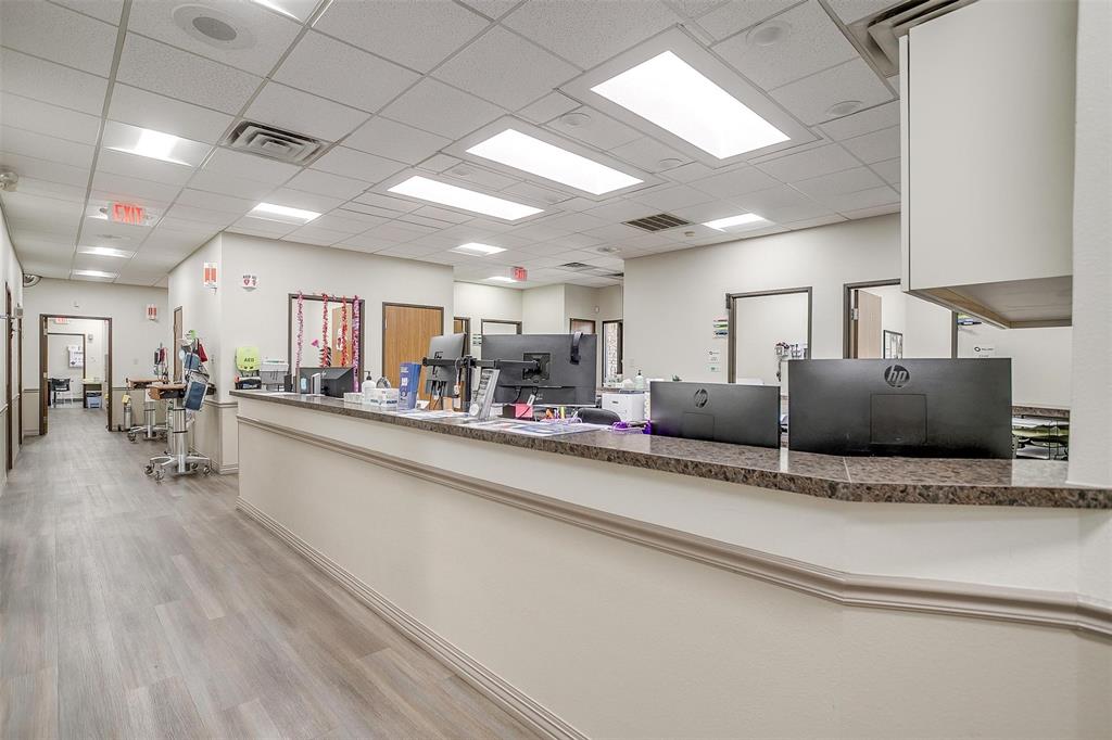 Crestmoor Park - Commercial Sale