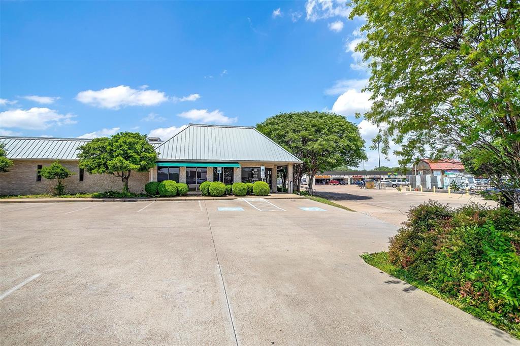 Crestmoor Park - Commercial Sale