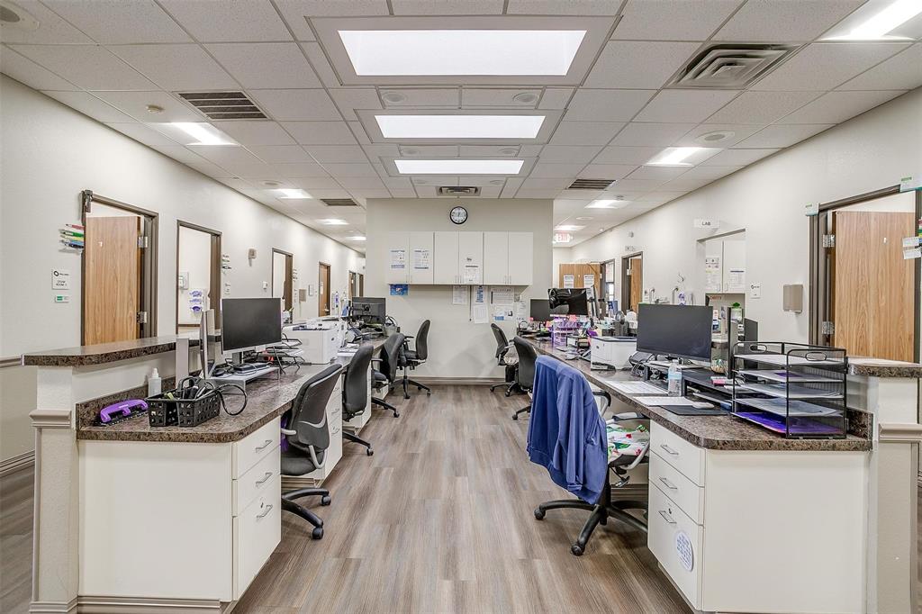 Crestmoor Park - Commercial Sale