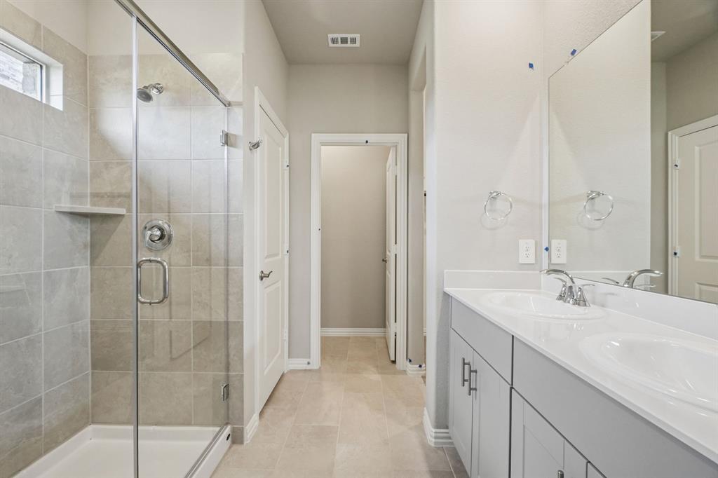 Lakehaven - Residential