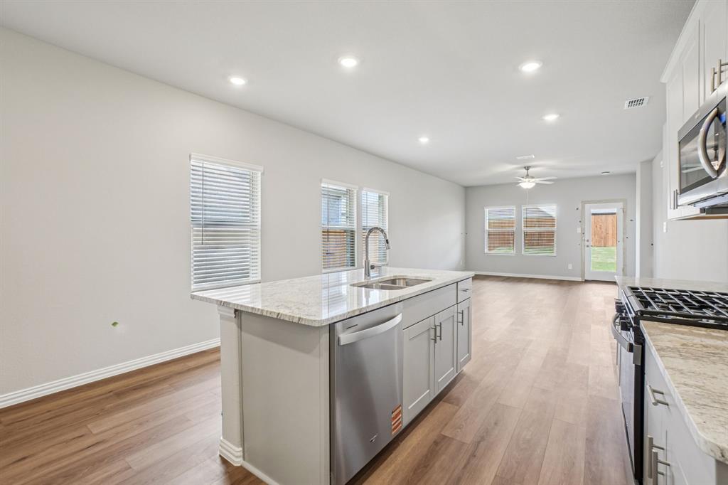 Lakehaven - Residential