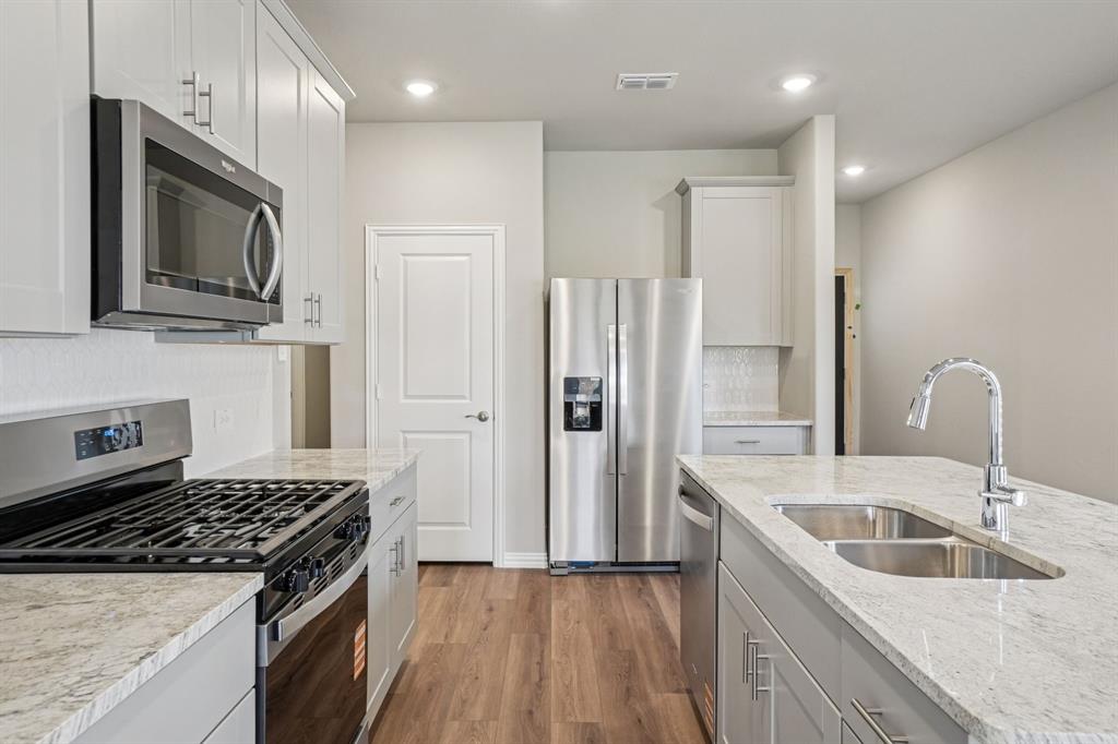 Lakehaven - Residential