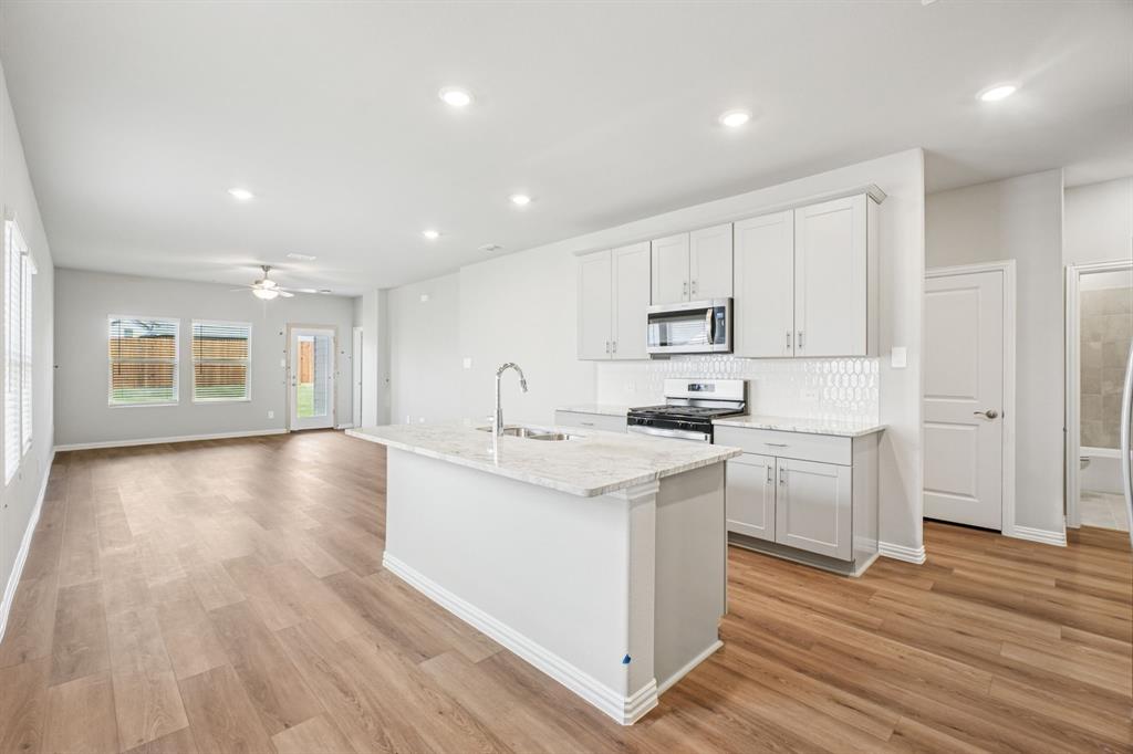 Lakehaven - Residential