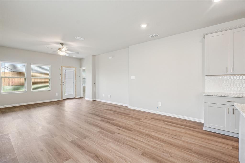 Lakehaven - Residential