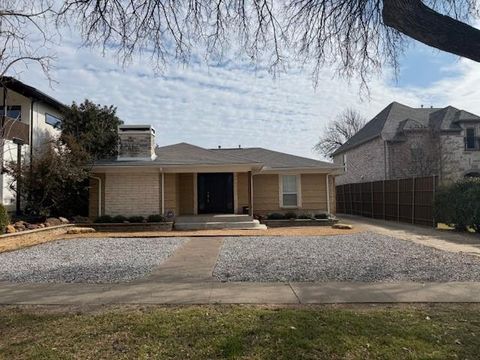 Photo of 9942 Mixon Drive, Dallas, TX 75220 (MLS # 21178643)