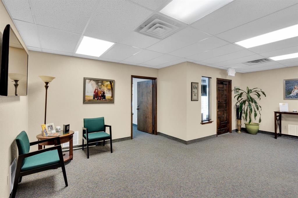 Goodwin J J Add - Commercial Lease