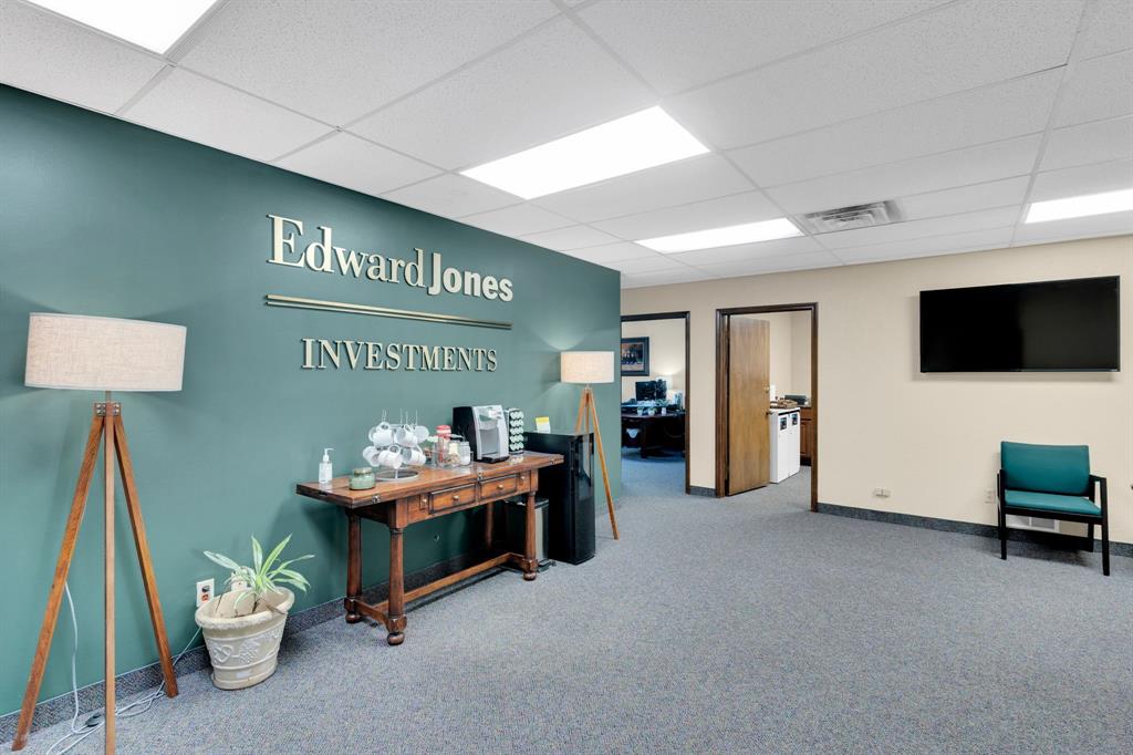 Goodwin J J Add - Commercial Lease