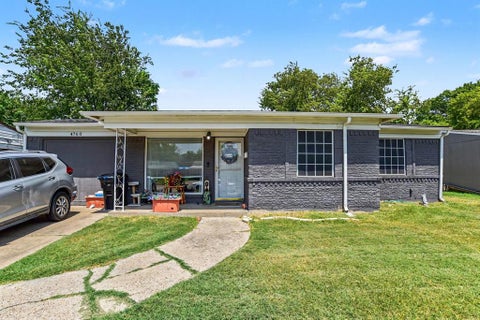 Photo of 4760 Salem Drive, Mesquite, TX 75150 (MLS # 21355281)