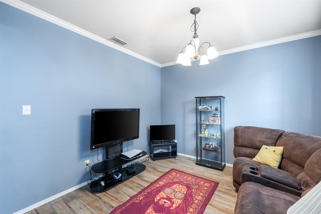 8756 Golden Sunset Trail