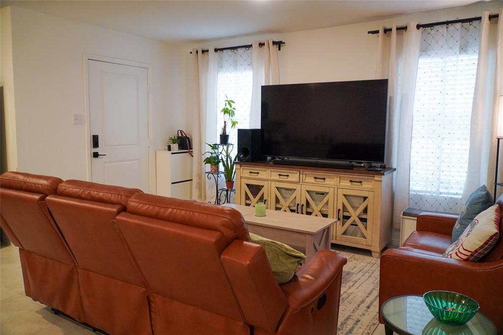 Risinger Court Condos - Residential