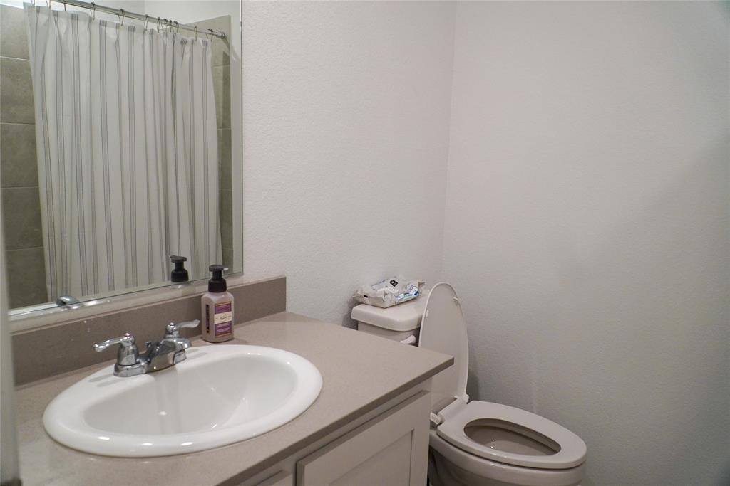 Risinger Court Condos - Residential