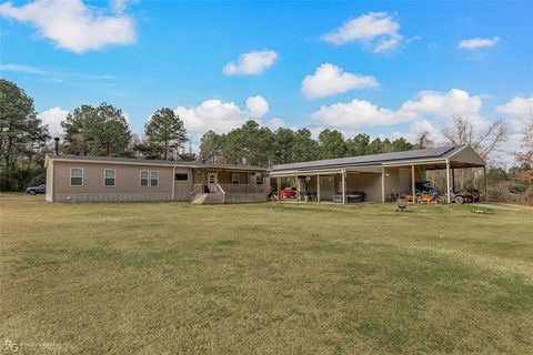 A home in Stonewall